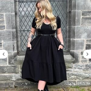 Snag Tights Tiered Midi Dress Size D